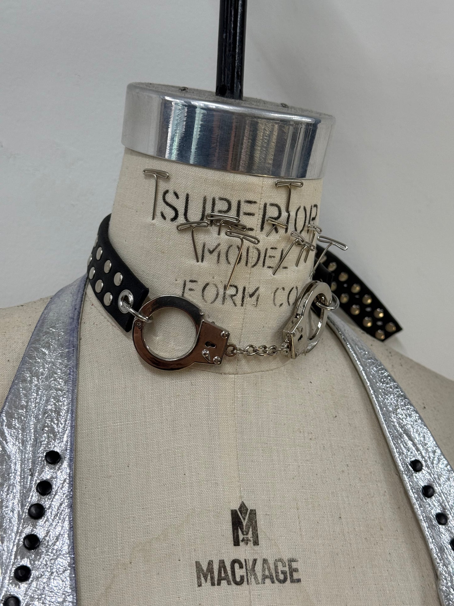 Leather Handcuff choker