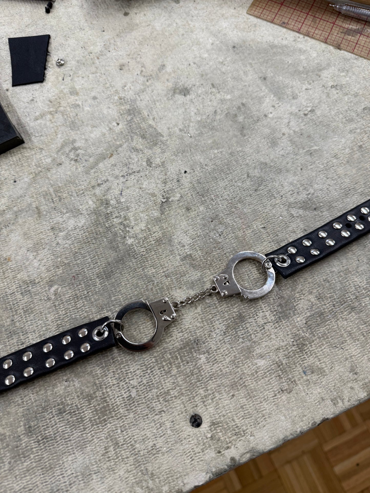 Leather Handcuff choker