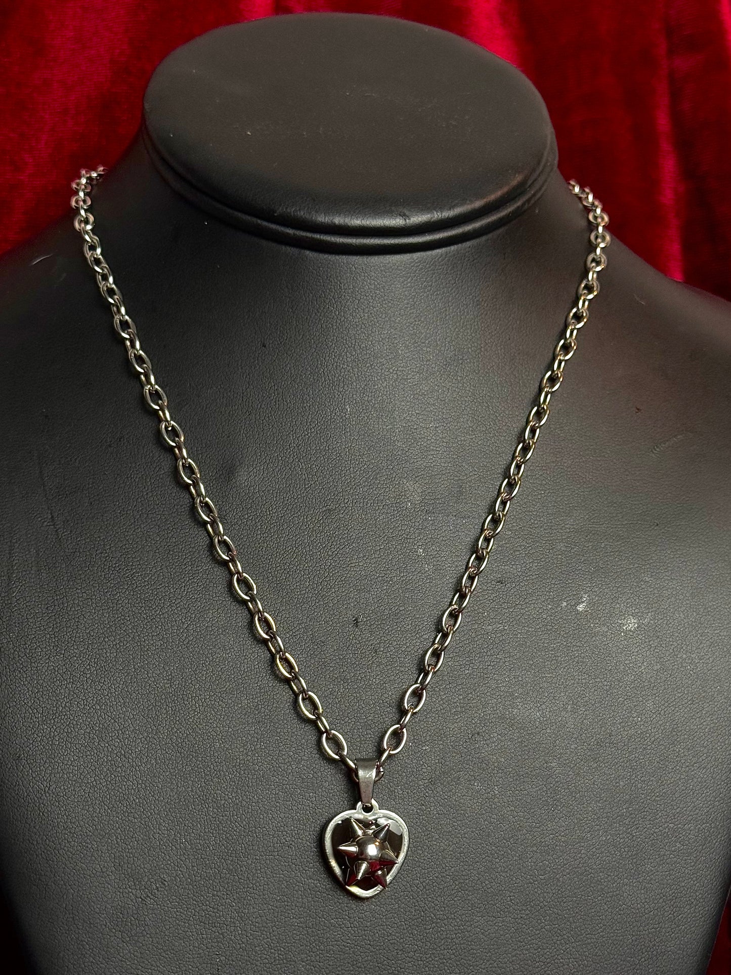 Flail heart necklace