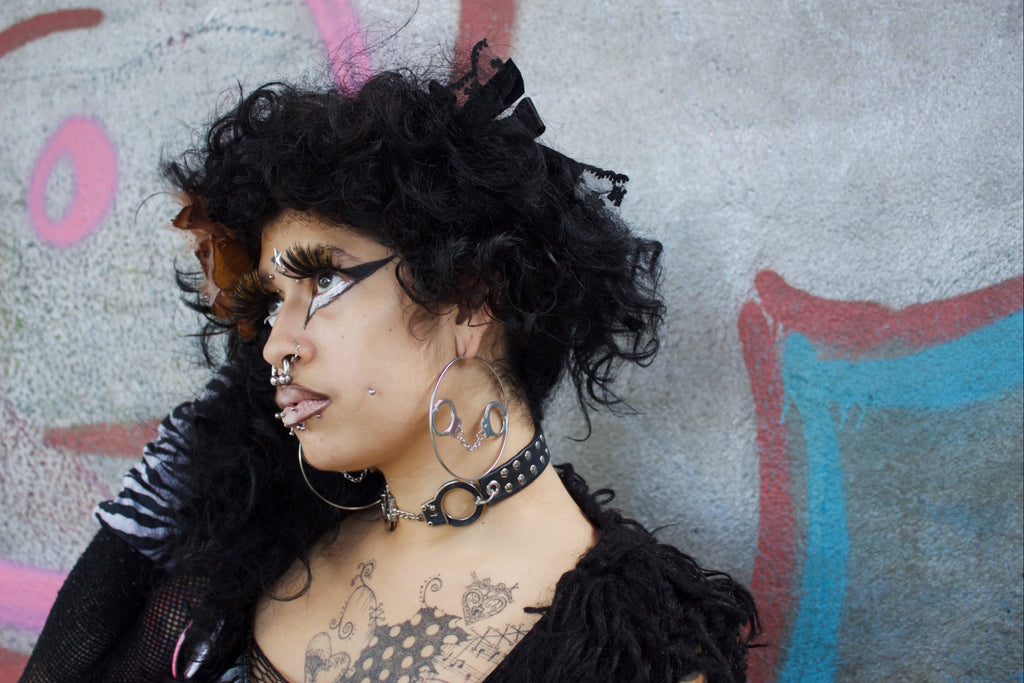 Handcuff hoops