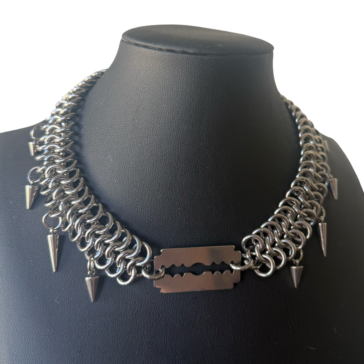 Chainmaille spiked razor blade necklace