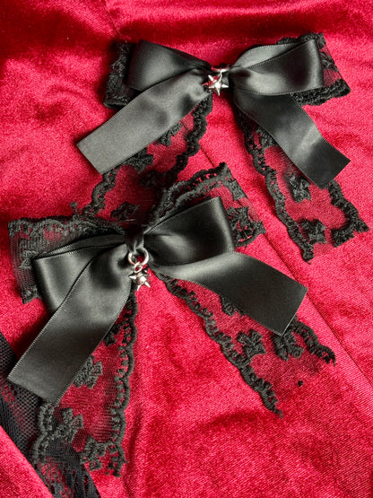 Flail hair bows